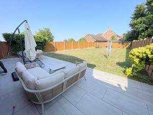 ST MARYS ROAD- click for photo gallery